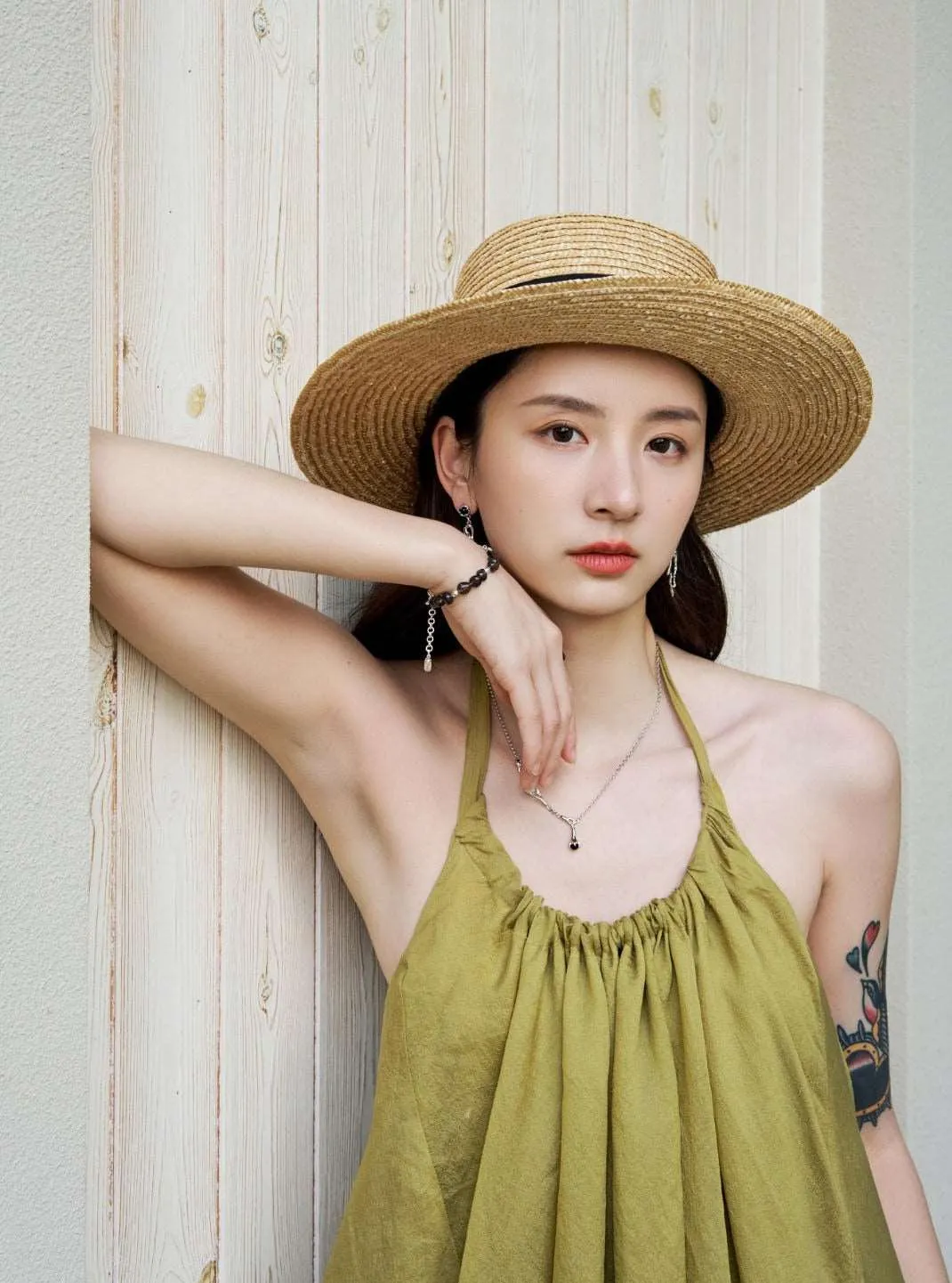 Branch Pendant Chain Necklace