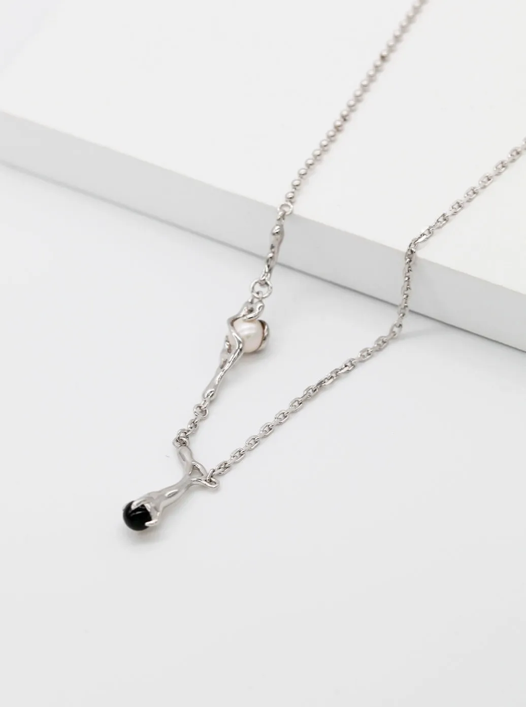Branch Pendant Chain Necklace