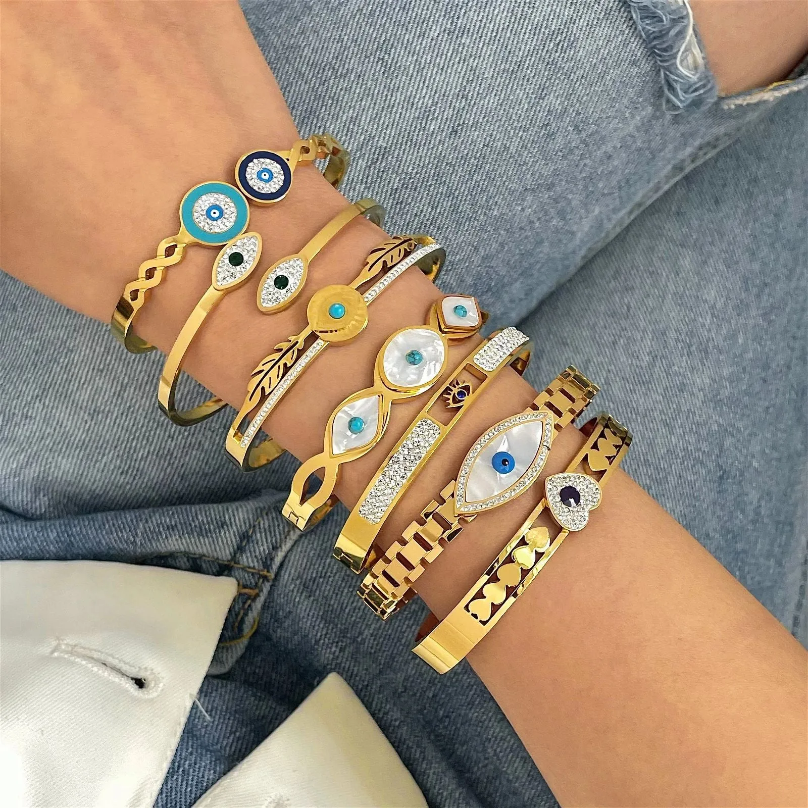 Golden Azure Eye Bracelet